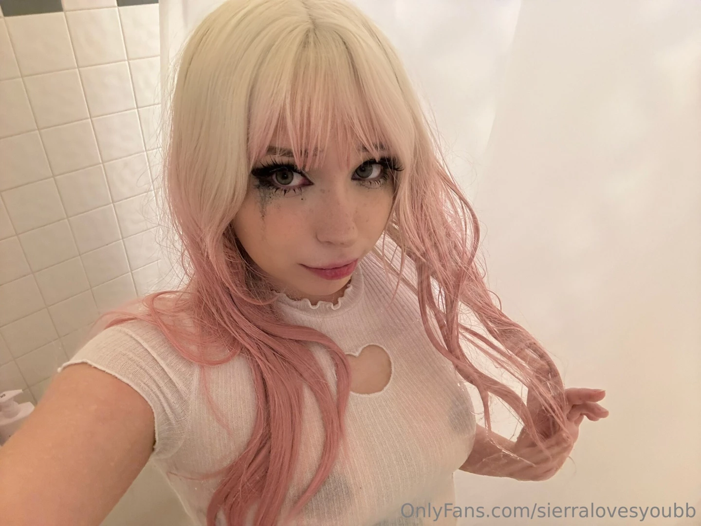 My top isnt see through is it 