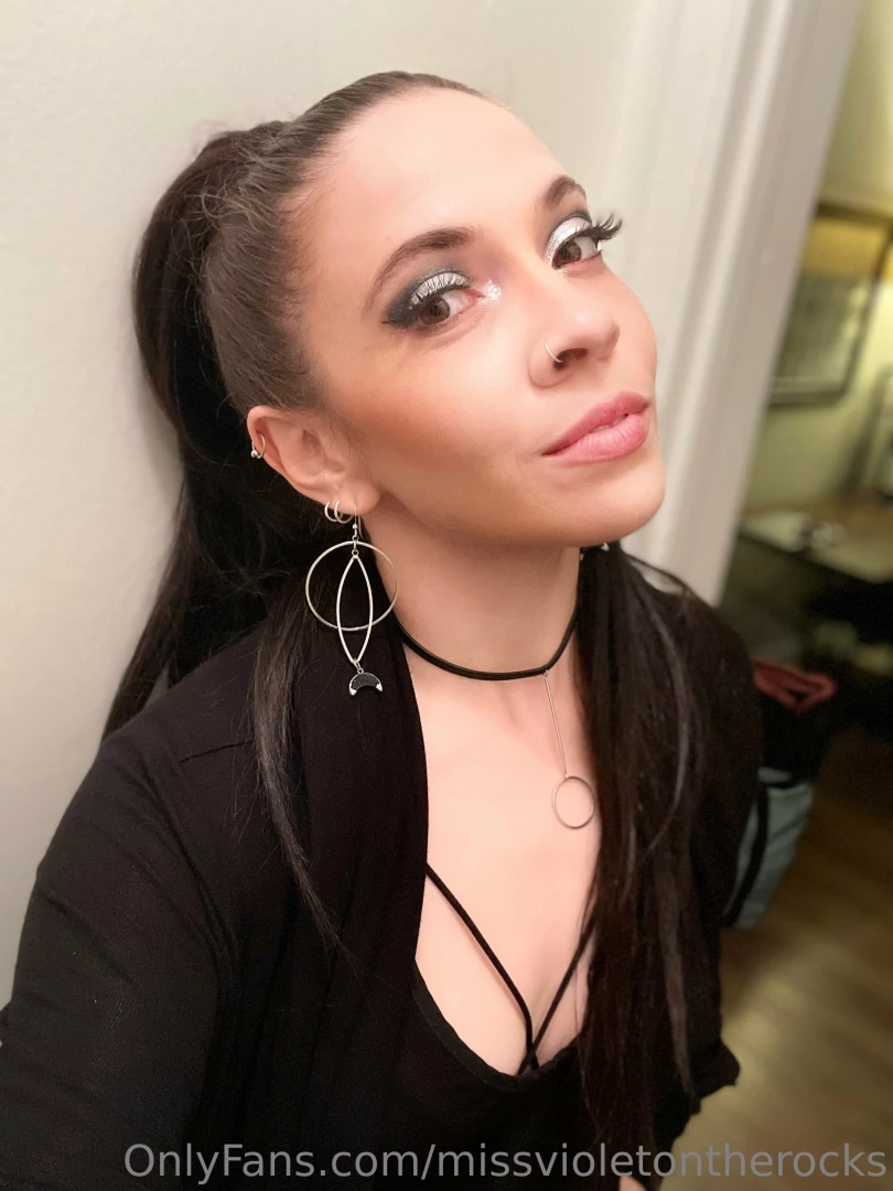 Hello my darlings it s been a minute since i ve posted no i haven t 