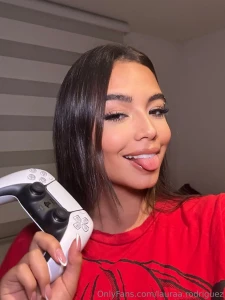 Looking this good should come with a warning label part 1