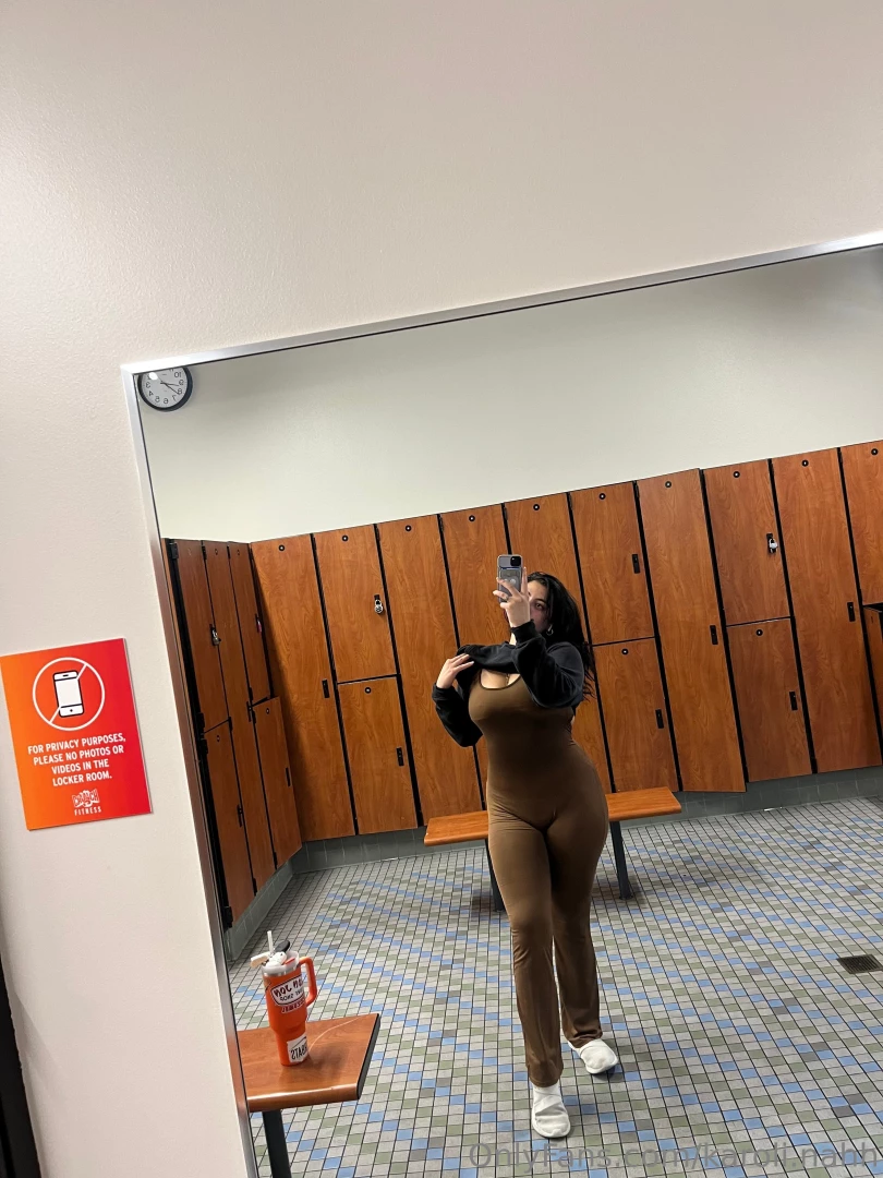 Do you like sweaty gym girls 