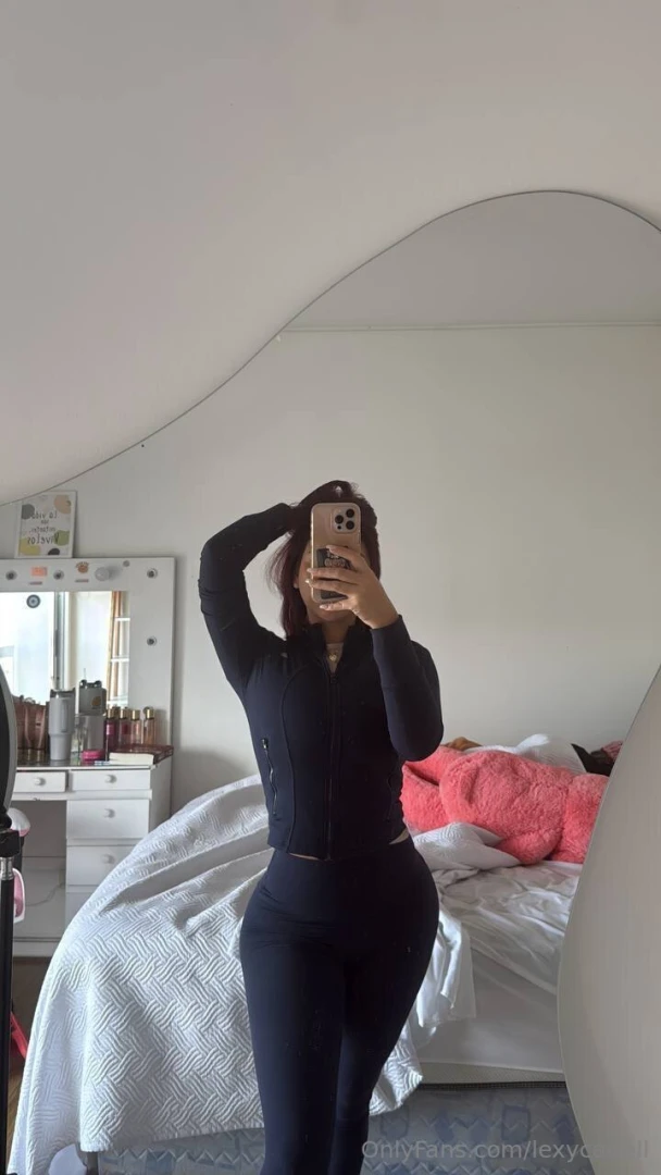 Este fue mi outfit de hoy y con ganas de un besito tuyo 