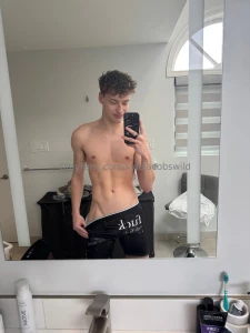 Livestream in 30mins 7pm pst