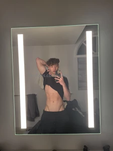 Who wanna be my thanksgiving date