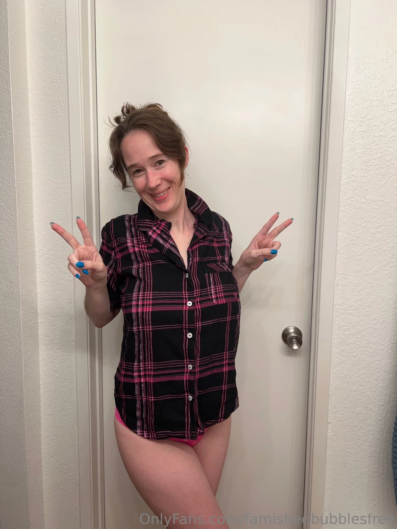 I couldn t sleep so i took pictures lol good night 