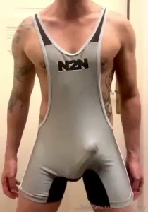 A collection of thrusting practice in singlets because who doesn t part 4
