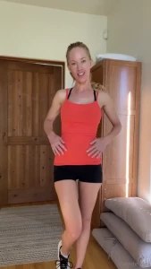 Happy new year here s a little motivation to get into the gym more