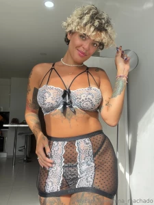 Who needs color when i m the boldest thing in the room