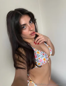 Ameliaellison just made her paid page free don t miss out