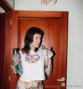 The holidays are over and the only desire i have is to lie in bed and