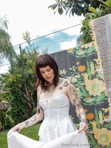 Rustic beauty i know you like me different enjoy my diversity