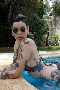 It s not a girl it s a dream isn t it how much do you dream about me