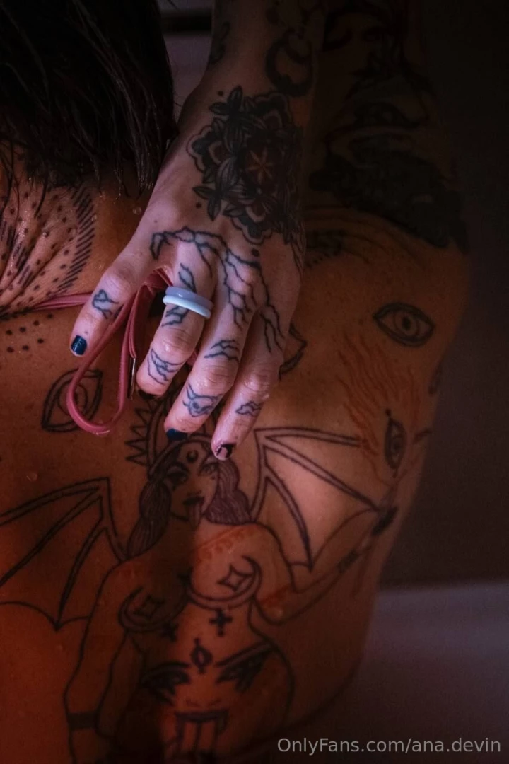 I have a history of strength freedom and my inner demons written on my 