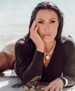 Strong is sexy and i m just getting started