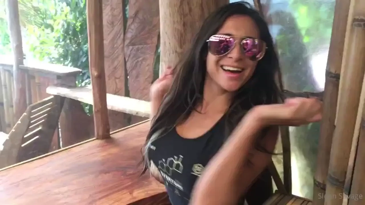 Catch me tonight here at 5 30pm pst and on mfc for some naughty q and 