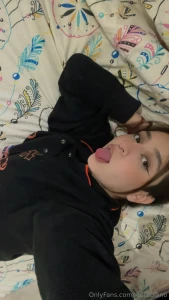 I m really bored anyone want to have fun with me