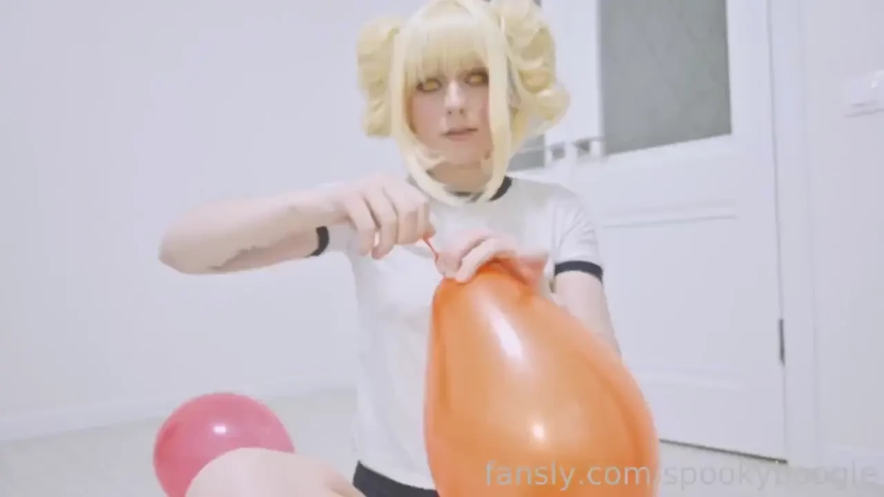 Toga himiko blows and pops ballons tags amateur homemade teen petite 