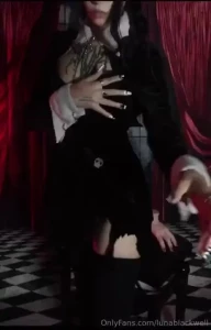 Little preview of the behind the shoot video i ll send out soon i