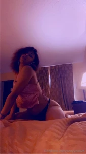 Sexyyella24