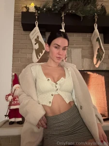 How about instead of kissing underneath the mistletoe we just fuck in part 2