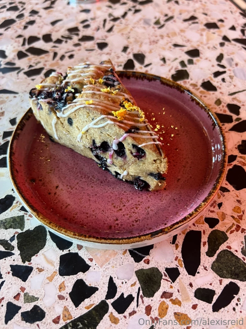 Woke up thinking about this wasn t sweeter than me tho 