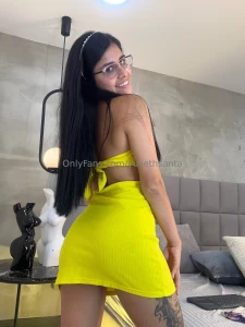 Do you think yellow brings out my smile or what other color should i