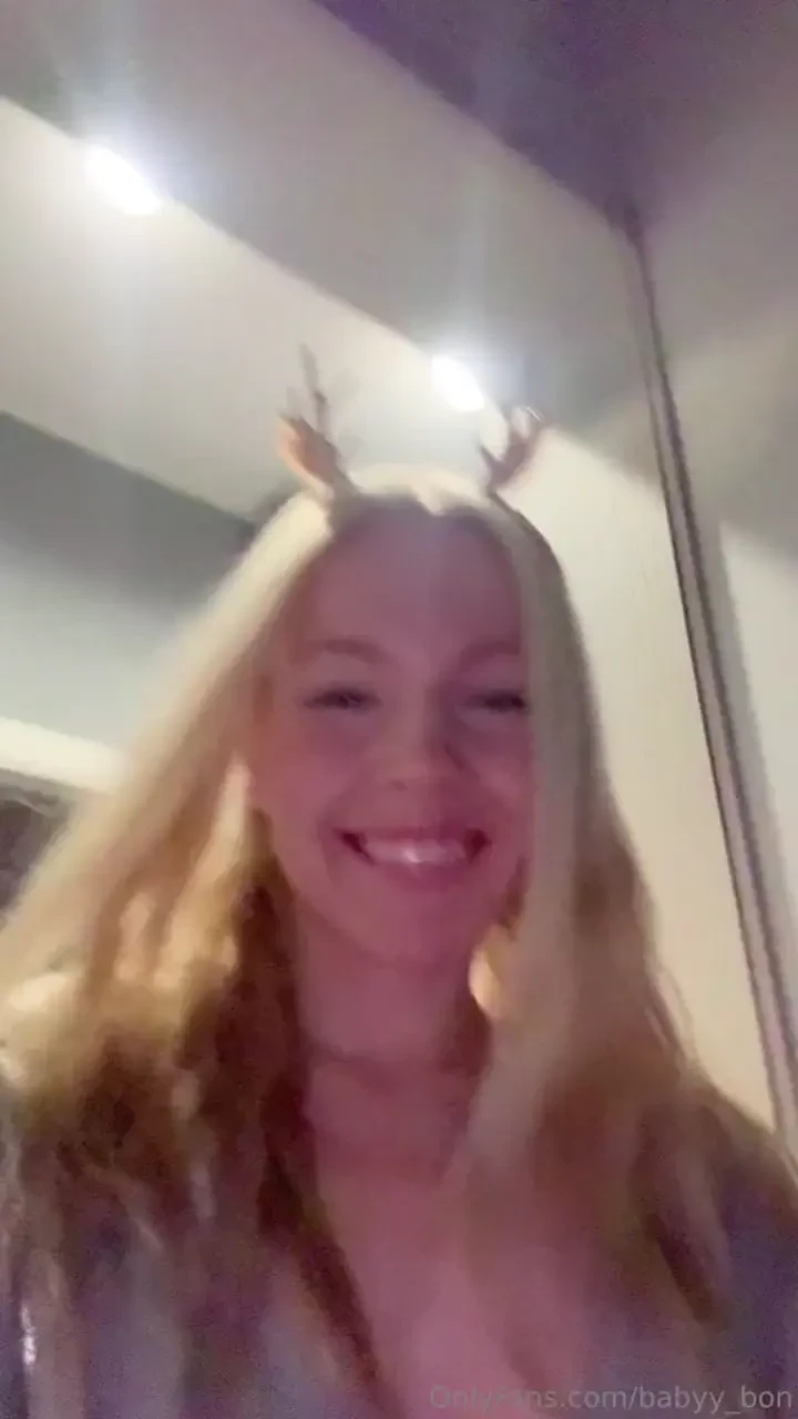 I m still enjoying the christmas atmosphere how glad i am that the new 