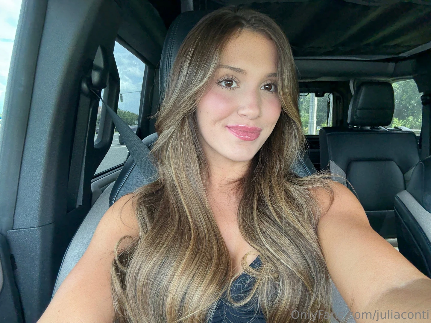 Seatbelt s on but this top might slip 