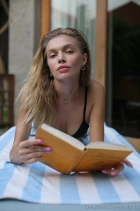 Hello darlings sometimes it s so easy to forget that behind the screen