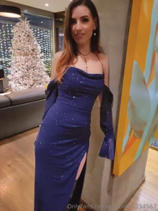 Happy new year i hope you have an amazing 2025 here s the only picture