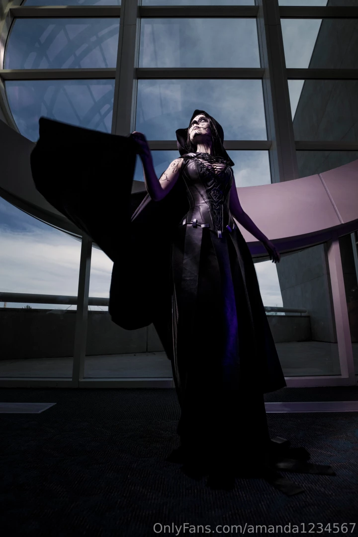 Happy halloween eve here s my lady death from the deadpool video game 