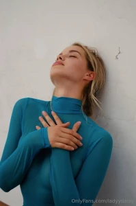 What are you - an introvert or an extrovert they say that people fall part 1