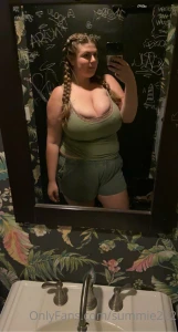 My nipples are horny at work right now part 1