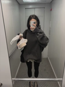 I m back home we can chat for a while now text me