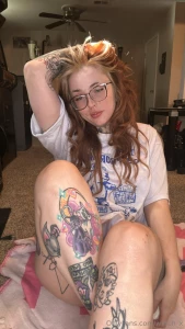 Gooood morning happy sunday check your inbox for a 5 min video of me part 2