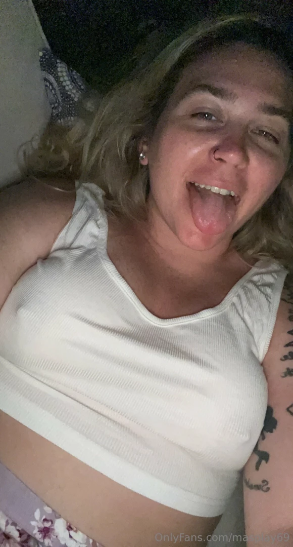 I need a fat fucking cock chocking me rn 