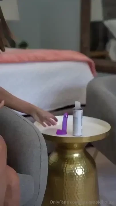 What s better than honey with a toy two toys of course 