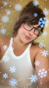 Pov mei shows you a new summer outfit she got i plan on making a very part 2