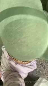 Fat pussy in the middle of moving can t wait till i m fully in my
