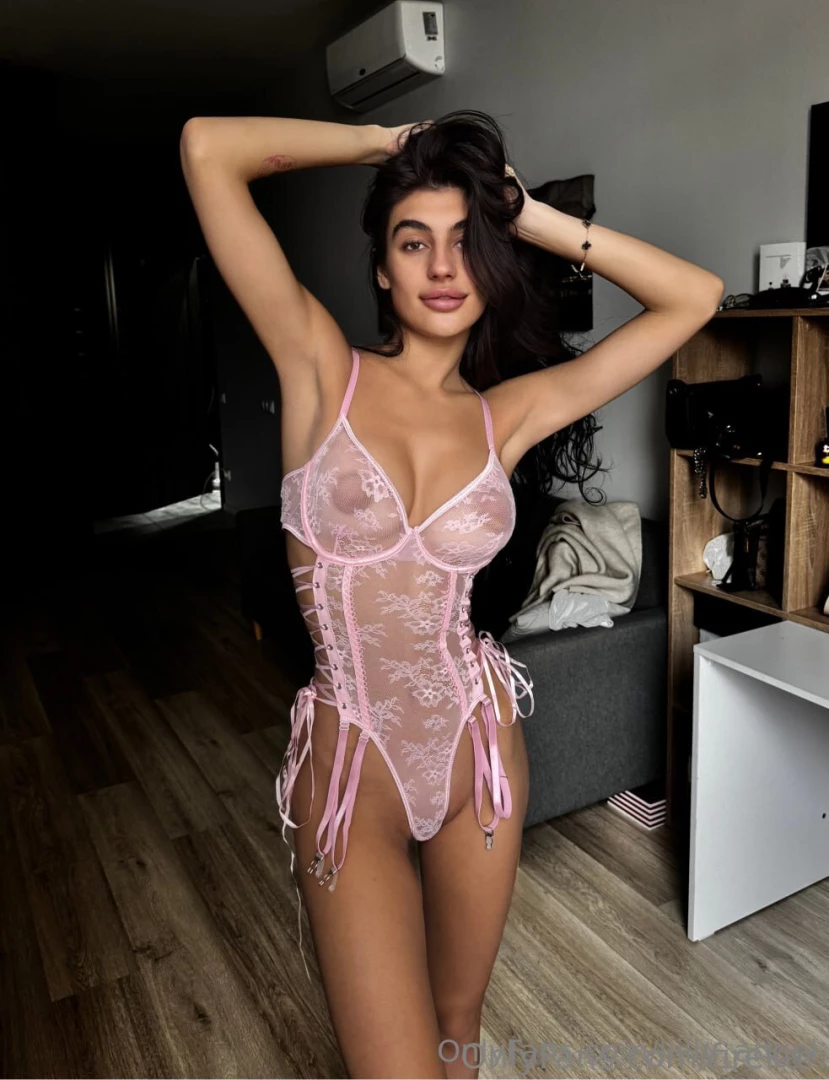 Sexy firekarina with tantalizing pussy her luscious form is part 182 