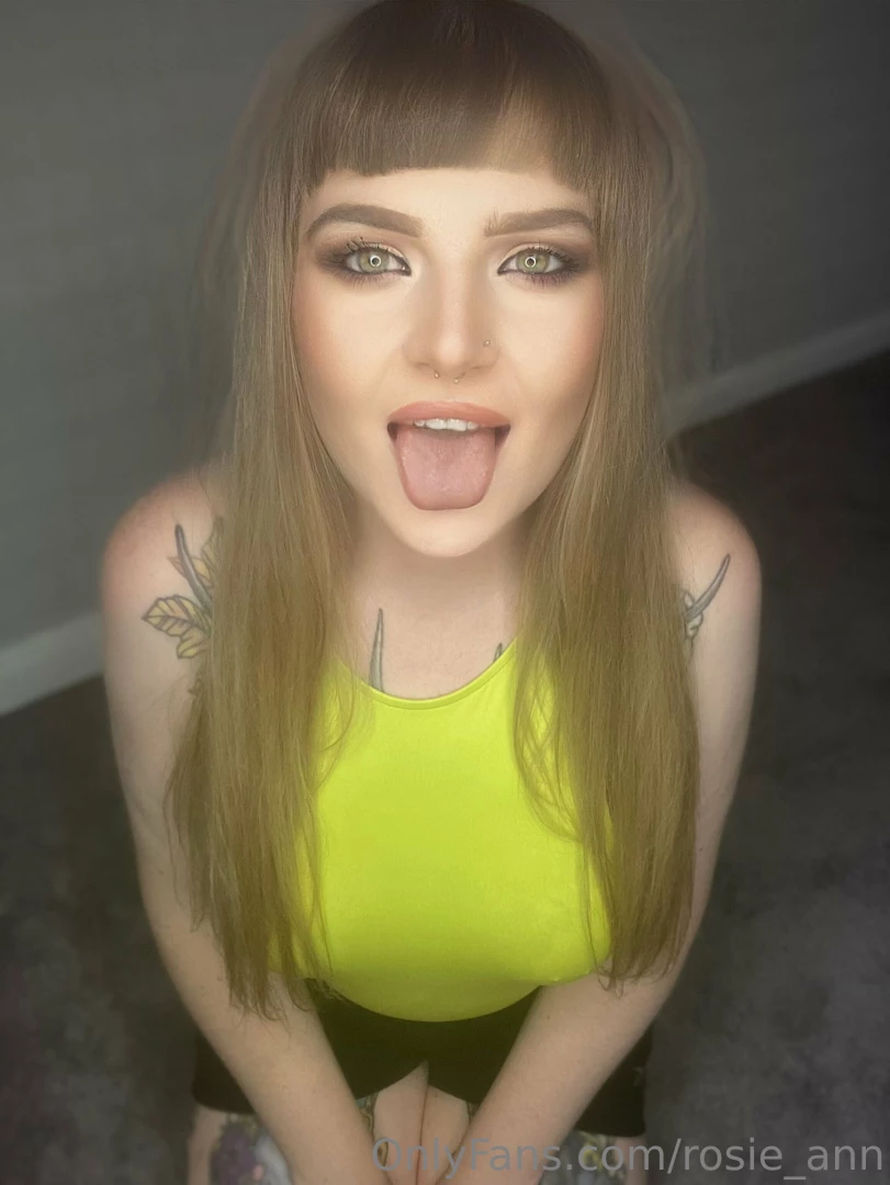 B g blowjob has won this weeks video poll on rosieann1 better 