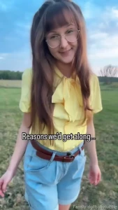 Friends fyp cute adorable petite girlnextdoor glasses babyface young