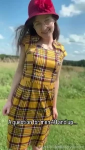 She doesn t bite i promise fyp cute adorable petite girlnextdoor