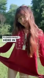 Fyp cute funny adorable petite girlnextdoor glasses babyface young