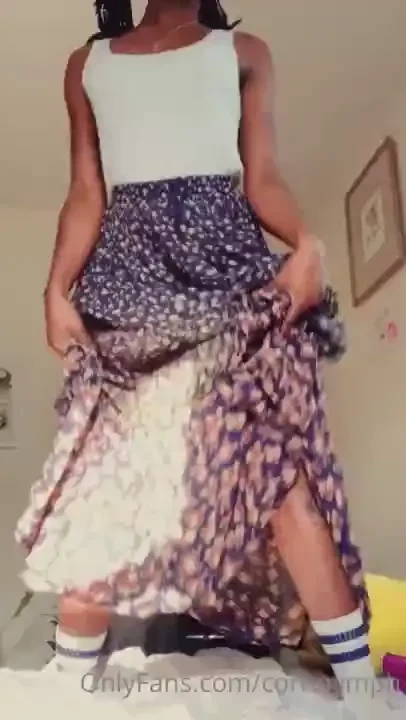 Okaay just a peek hope ur having a lovely sunday babe 