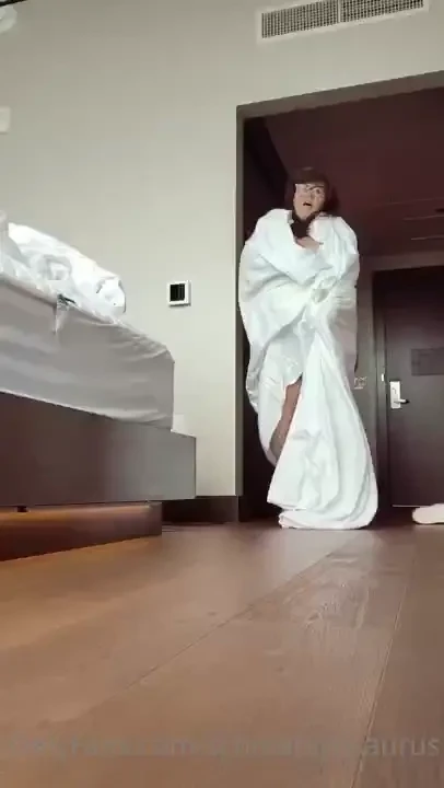 Happy friday thirstosaurs i ll be away at play on con this weekend so 