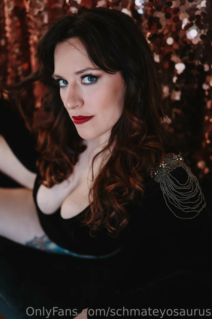 Just some booba for your monday what are you working on this week part 1 