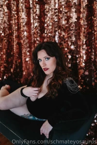 Just some booba for your monday what are you working on this week part 2