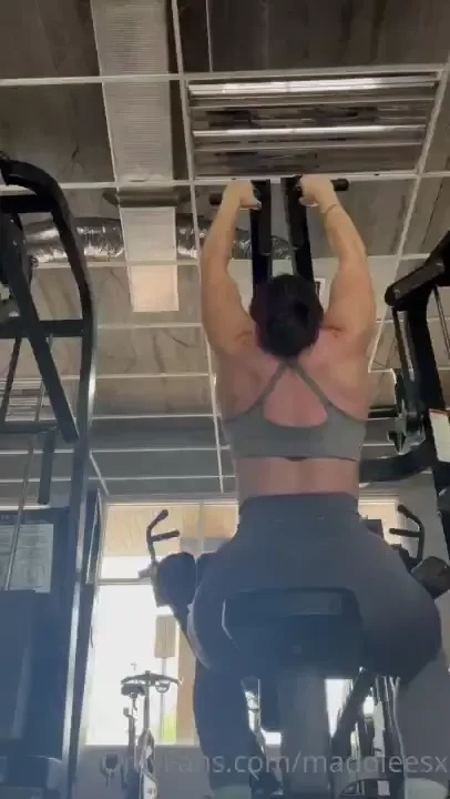 Had a good lift so naturally the last clip i had to pop the titties part 2 
