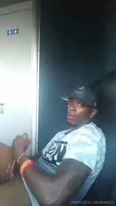 I was sitting at every back of da train idgaf long dick out didnt care