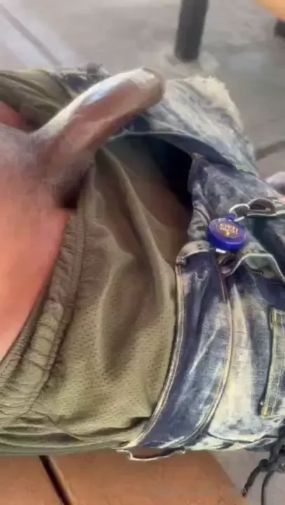 What a beautiful day out today to jus cool out wit my dick out 